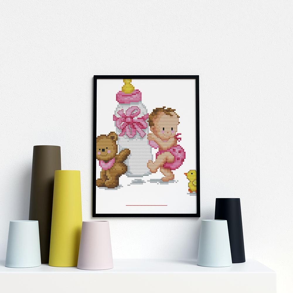 Kreuzstich -  Baby mit Flasche Rosa | 20x25 cm - Diy - Fadenkunst